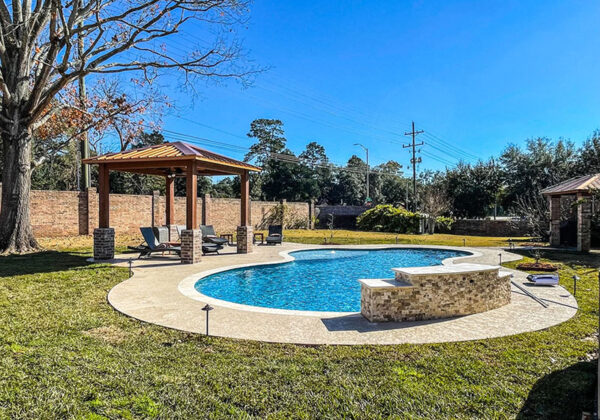 Spring Pool Start-Up Guide: What a Swimming Pool Contractor Lafayette Recommends Before Summer
